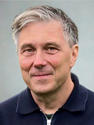 Portrait Image of Kenneth Geisshirt